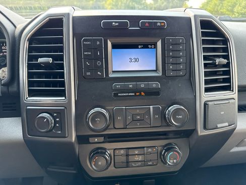 Certified 2018 Ford F150 XLT AWD/4WD image 9