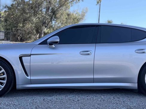 Used 2014 Porsche Panamera image 5