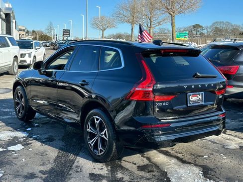Used 2022 Volvo XC60 B5 Momentum w/ Climate Package image 6