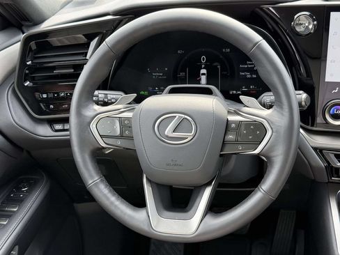 Used 2026 Lexus TX 550h AWD Plug-In Hybrid image 9