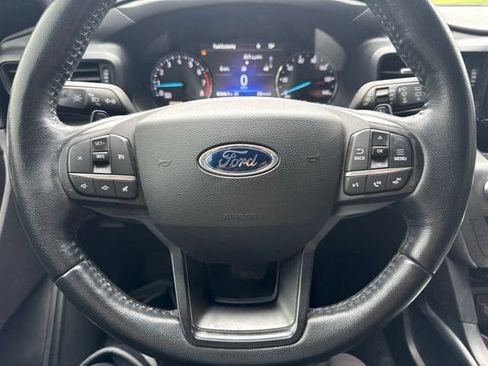 Used 2020 Ford Explorer XLT w/ Class III Trailer Tow Package AWD/4WD image 16