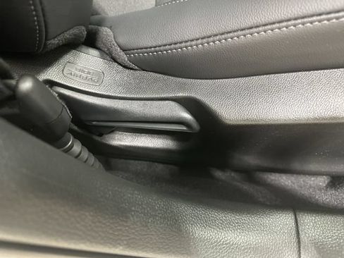 Used 2023 Honda Civic Sport image 17