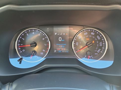 Used 2020 Toyota RAV4 XLE image 27