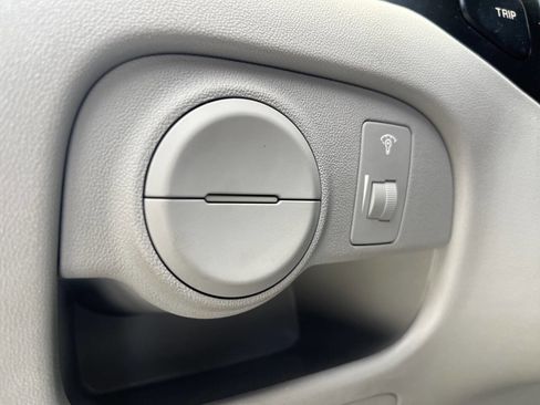 Used 2011 Hyundai Accent GLS w/ Premium Pkg 4 image 30