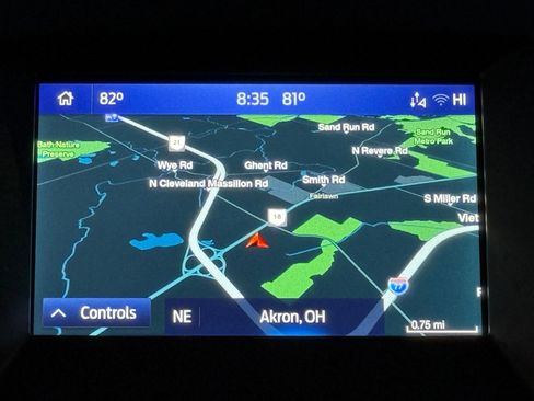 Used 2020 Ford Edge Titanium w/ Equipment Group 301A AWD/4WD image 22