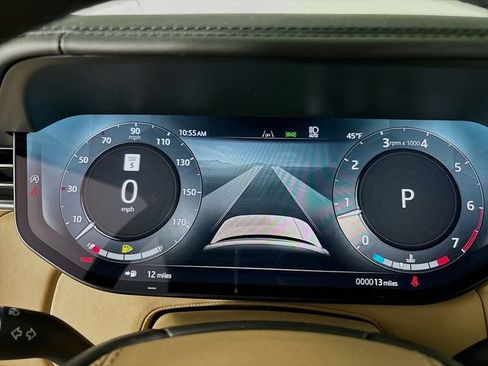 New 2026 Land Rover Range Rover SE image 13