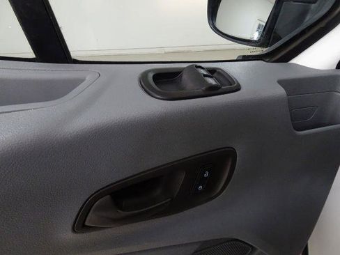 Used 2017 Ford Transit 250 148 Medium Roof RWD image 22