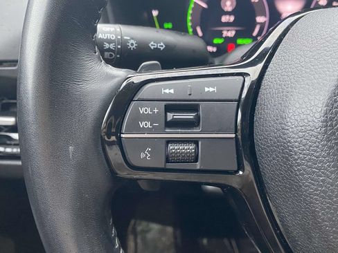 Used 2023 Honda Accord Touring image 19