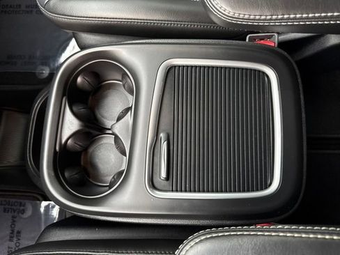 Used 2020 Chrysler Pacifica Touring-L Plus image 26