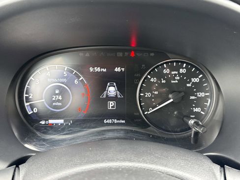 Used 2021 Nissan Kicks SV w/ Interior Electronics Package image 11