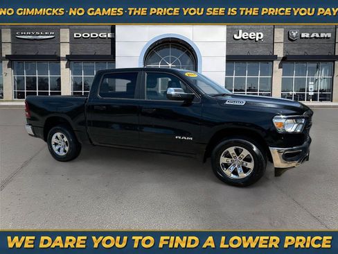 Used 2024 RAM 1500 Laramie AWD/4WD image 1