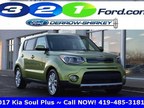 Used 2017 Kia Soul + image 1