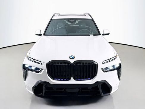 New 2026 BMW X7 xDrive40i w/ M Sport Package image 2