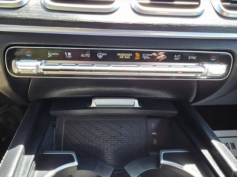 Used 2025 Mercedes-Benz GLS 450 4MATIC image 30