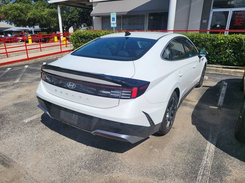 Used 2025 Hyundai Sonata SEL FWD image 8