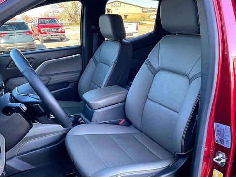 Used 2023 Chevrolet Colorado ZR2 w/ ZR2 Convenience Package III image 19