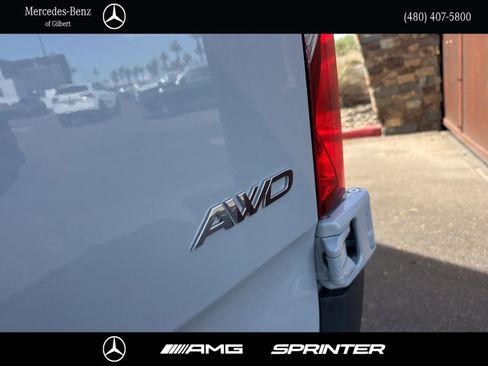 Used 2024 Mercedes-Benz Sprinter 2500 image 7