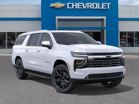 New 2026 Chevrolet Suburban Premier w/ Sun And Tow Package AWD/4WD image 7