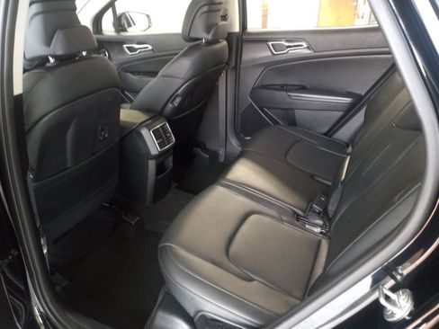 Certified 2023 Kia Sportage EX FWD image 14