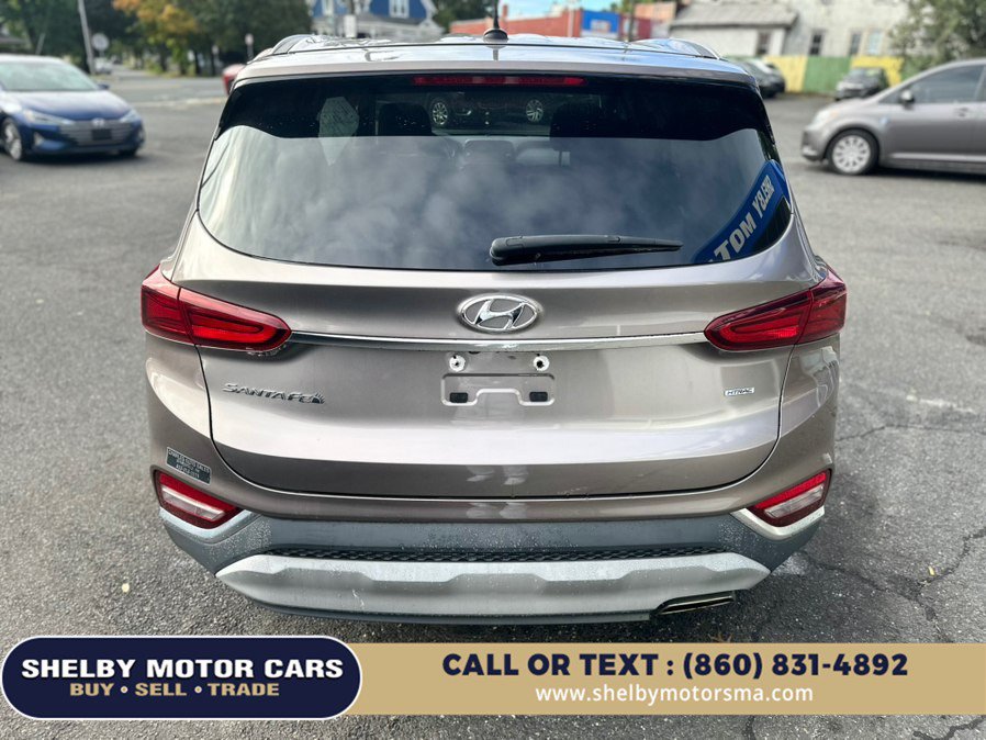 Used 2019 Hyundai Santa Fe SE AWD/4WD image 6