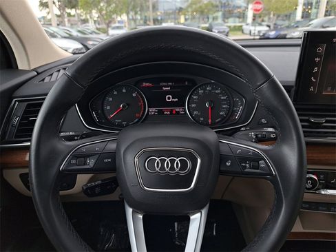 Certified 2023 Audi Q5 2.0T Premium w/ Convenience Package image 8