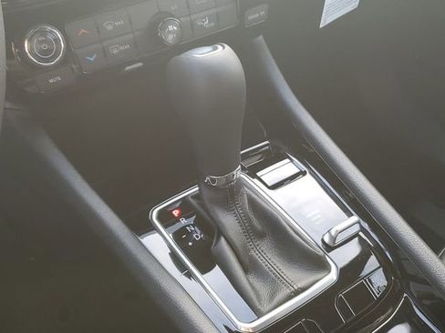 New 2026 Jeep Compass Latitude image 11