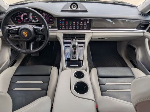 Certified 2022 Porsche Panamera Turbo S AWD/4WD image 22