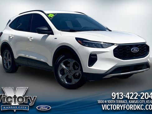Used 2025 Ford Escape ST-Line w/ Tech Pack #1 AWD/4WD image 1