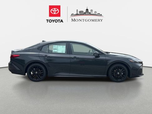 New 2026 Toyota Camry SE FWD image 2