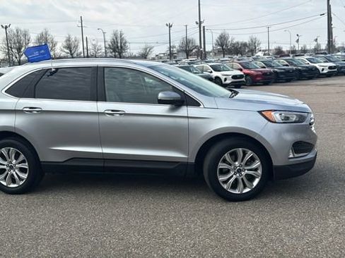 Certified 2020 Ford Edge Titanium image 2