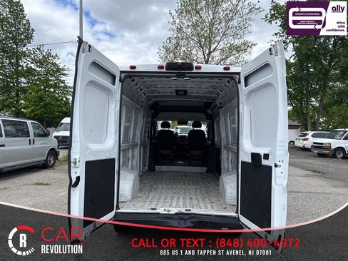 Used 2025 RAM ProMaster 2500 w/ Convenience Group FWD image 5