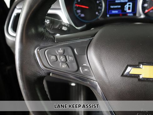Used 2019 Chevrolet Equinox LT w/ LPO, Cargo Package FWD image 3