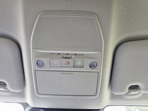 New 2026 Nissan Kicks SR w/ Cold Weather Package FWD image 25