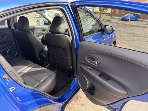 Used 2018 Honda HR-V EX-L image 14