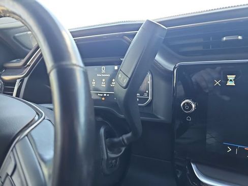 Used 2024 GMC Sierra 2500 Denali Ultimate AWD/4WD image 15