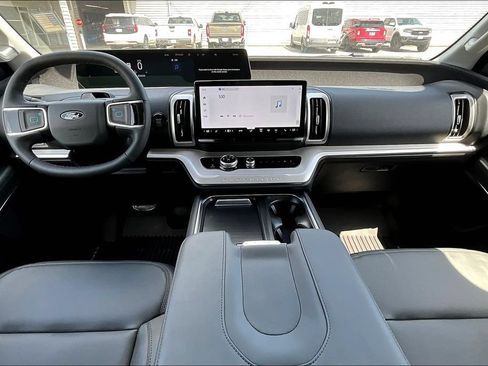 New 2027 Ford Expedition Max Active AWD/4WD image 5