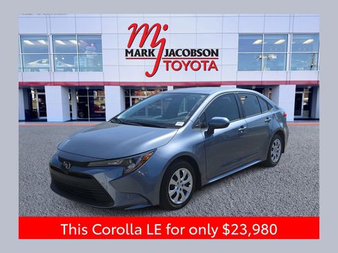 Used 2026 Toyota Corolla LE FWD image 1