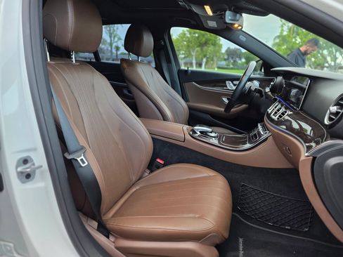 Used 2020 Mercedes-Benz E 350 Sedan w/ Parking Assistance Package image 26