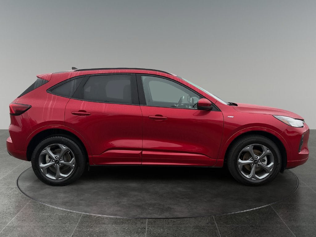 Used 2023 Ford Escape ST-Line Select w/ Tech Pack #1 AWD/4WD image 11
