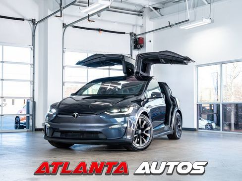 Used 2024 Tesla Model X image 1