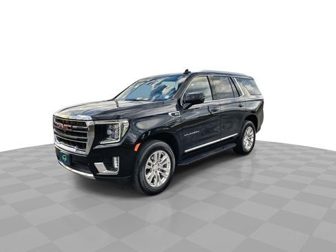 Used 2023 GMC Yukon SLT w/ SLT Luxury Package AWD/4WD image 4