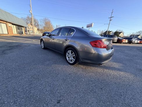 Used 2013 INFINITI G37 x Sedan w/ Premium Pkg image 31