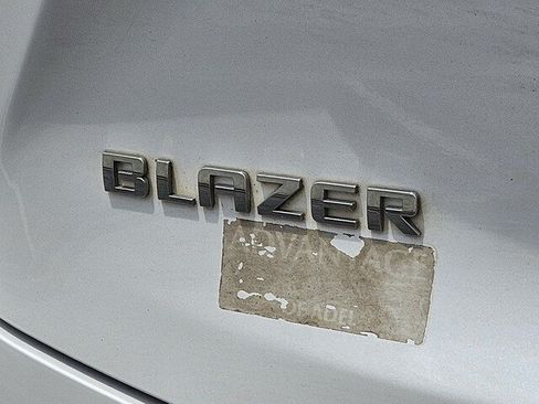 Used 2021 Chevrolet Blazer Premier w/ Driver Confidence II Package FWD image 40