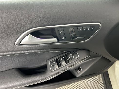 Certified 2017 Mercedes-Benz GLA 250 4MATIC image 18