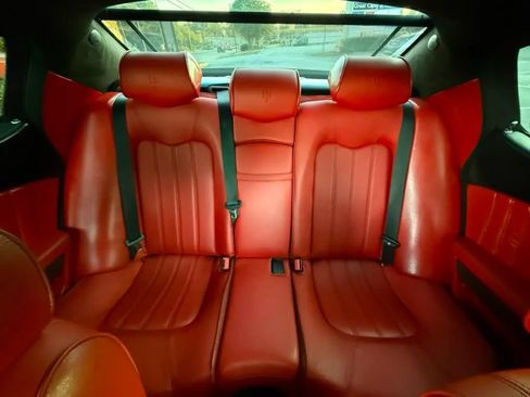 Used 2011 Maserati Quattroporte RWD image 17