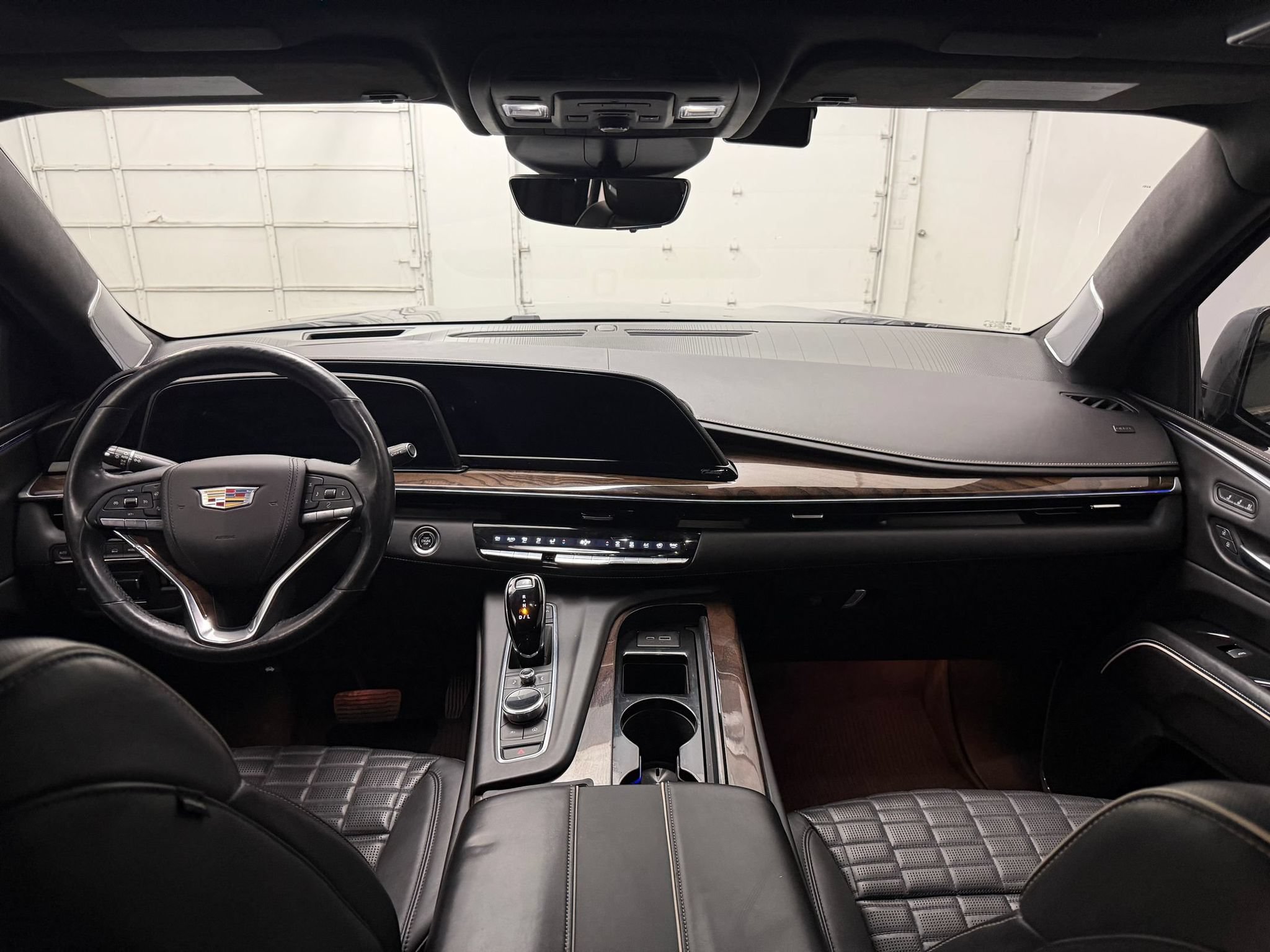 Used 2021 Cadillac Escalade Sport Platinum AWD/4WD image 13