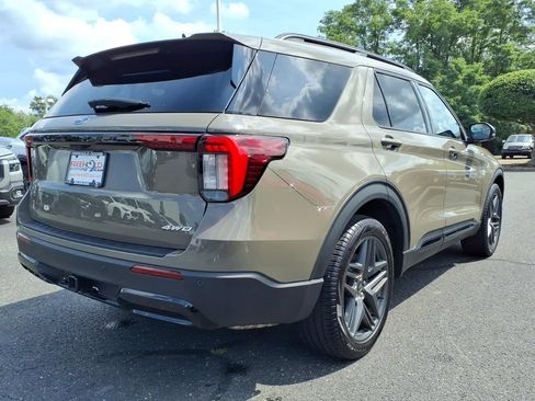Used 2026 Ford Explorer ST-Line w/ ST-Line Street Pack AWD/4WD image 20