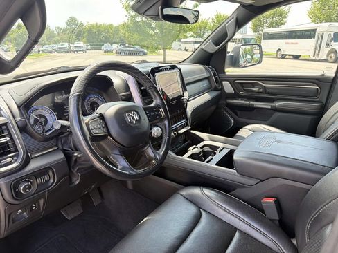 Used 2019 RAM 1500 Limited AWD/4WD image 3