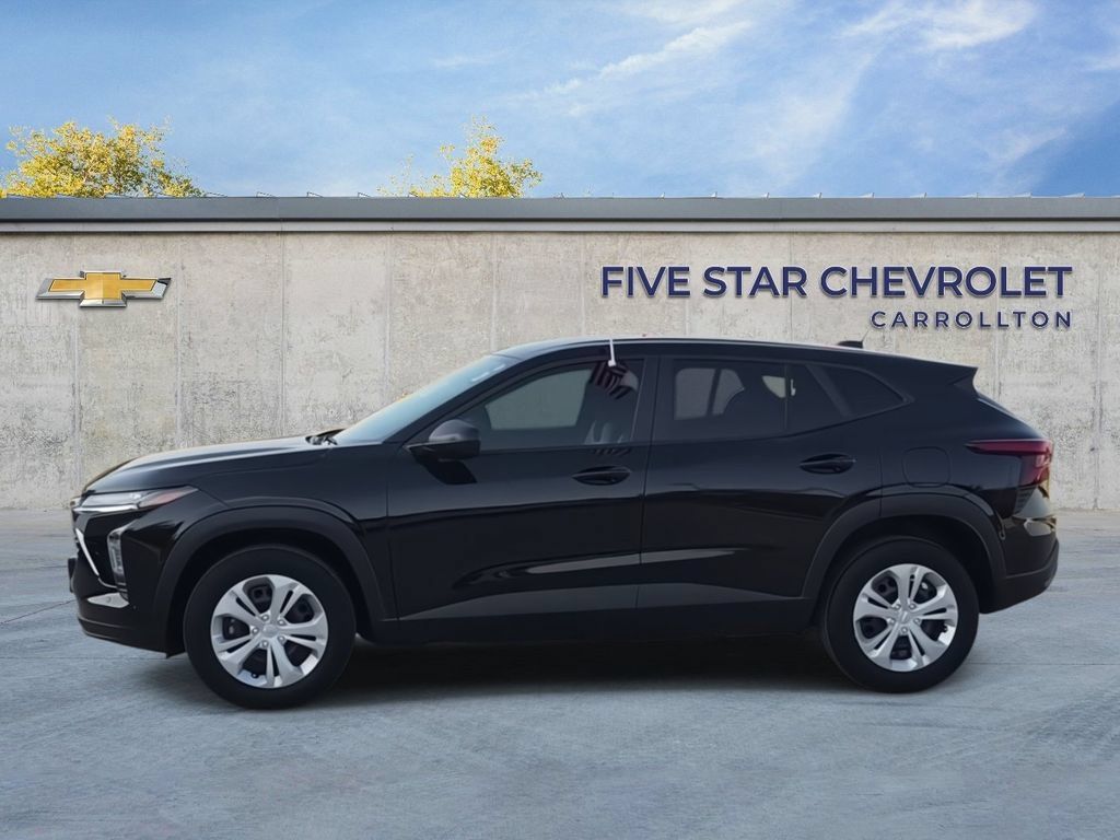 Certified 2024 Chevrolet Trax LS FWD image 4