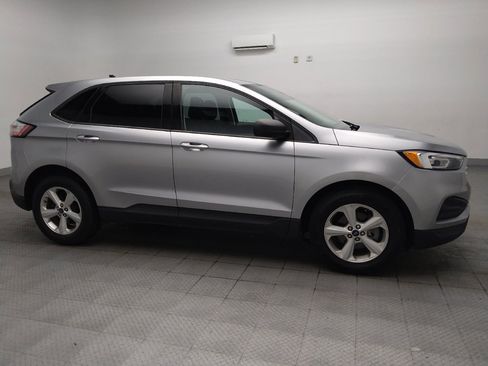 Used 2020 Ford Edge SE FWD image 11